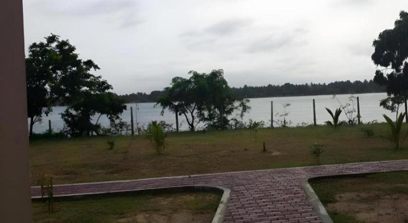 Naaval Hotel Batticaloa Εξωτερικό φωτογραφία