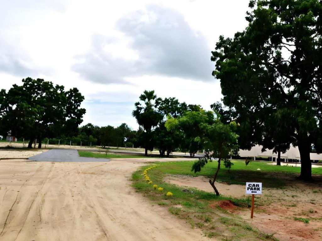 Naaval Hotel Batticaloa Εξωτερικό φωτογραφία