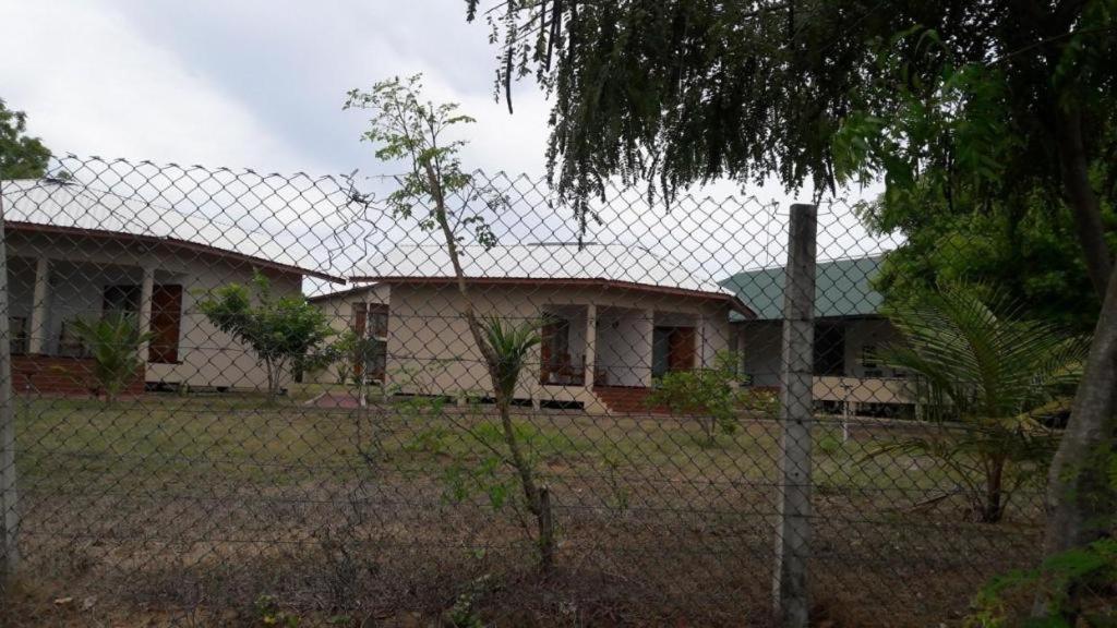Naaval Hotel Batticaloa Εξωτερικό φωτογραφία