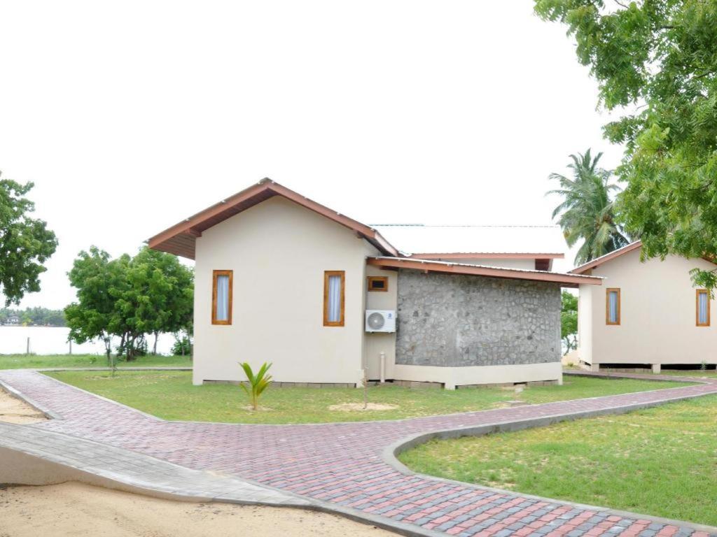 Naaval Hotel Batticaloa Εξωτερικό φωτογραφία